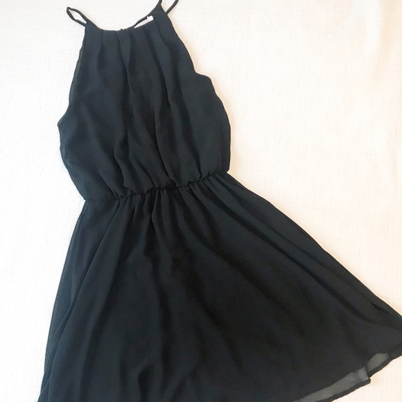 Lush Dresses & Skirts - Halter neck keyhole back little black dress